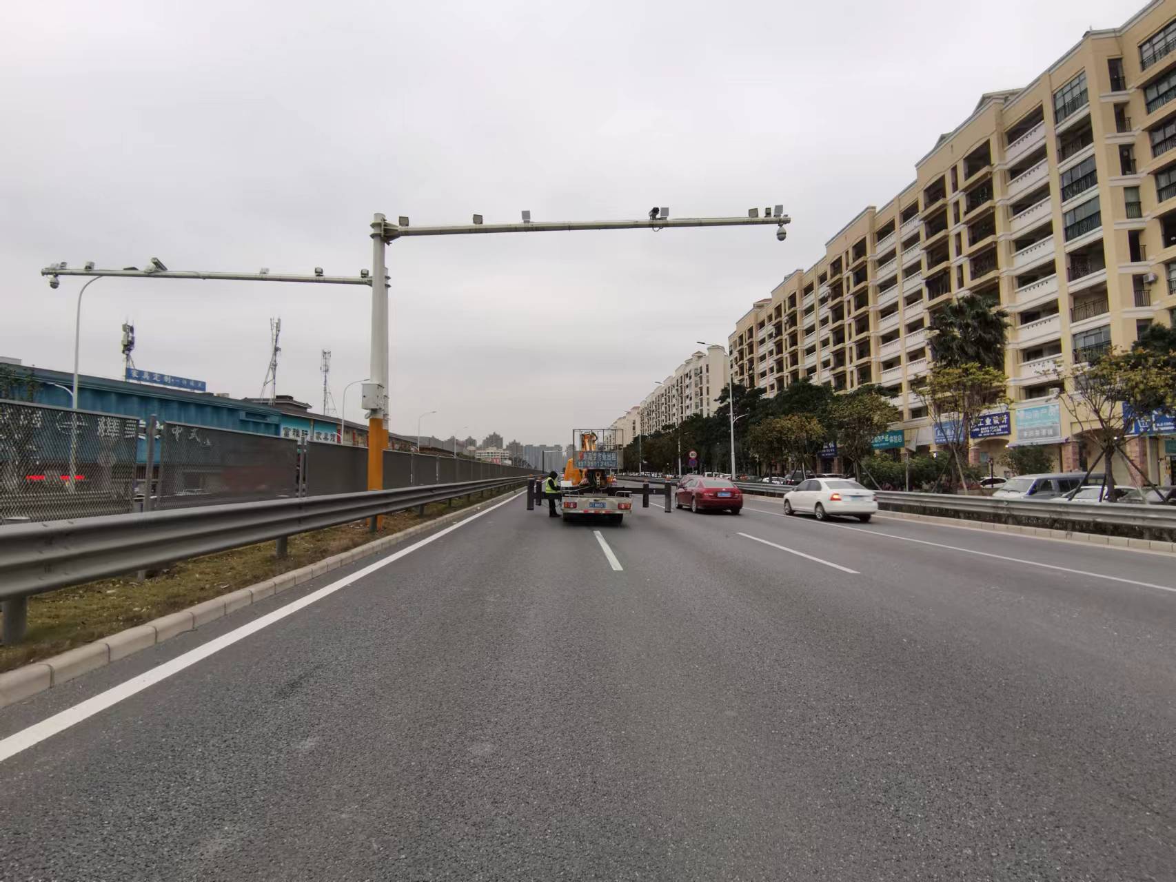 交通电子警察监控系统安装