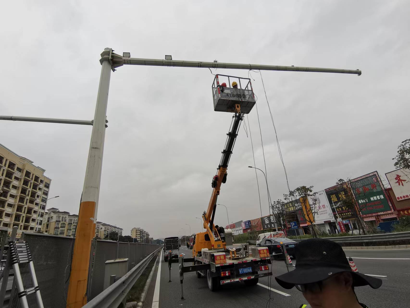 电子警察抓拍系统安装