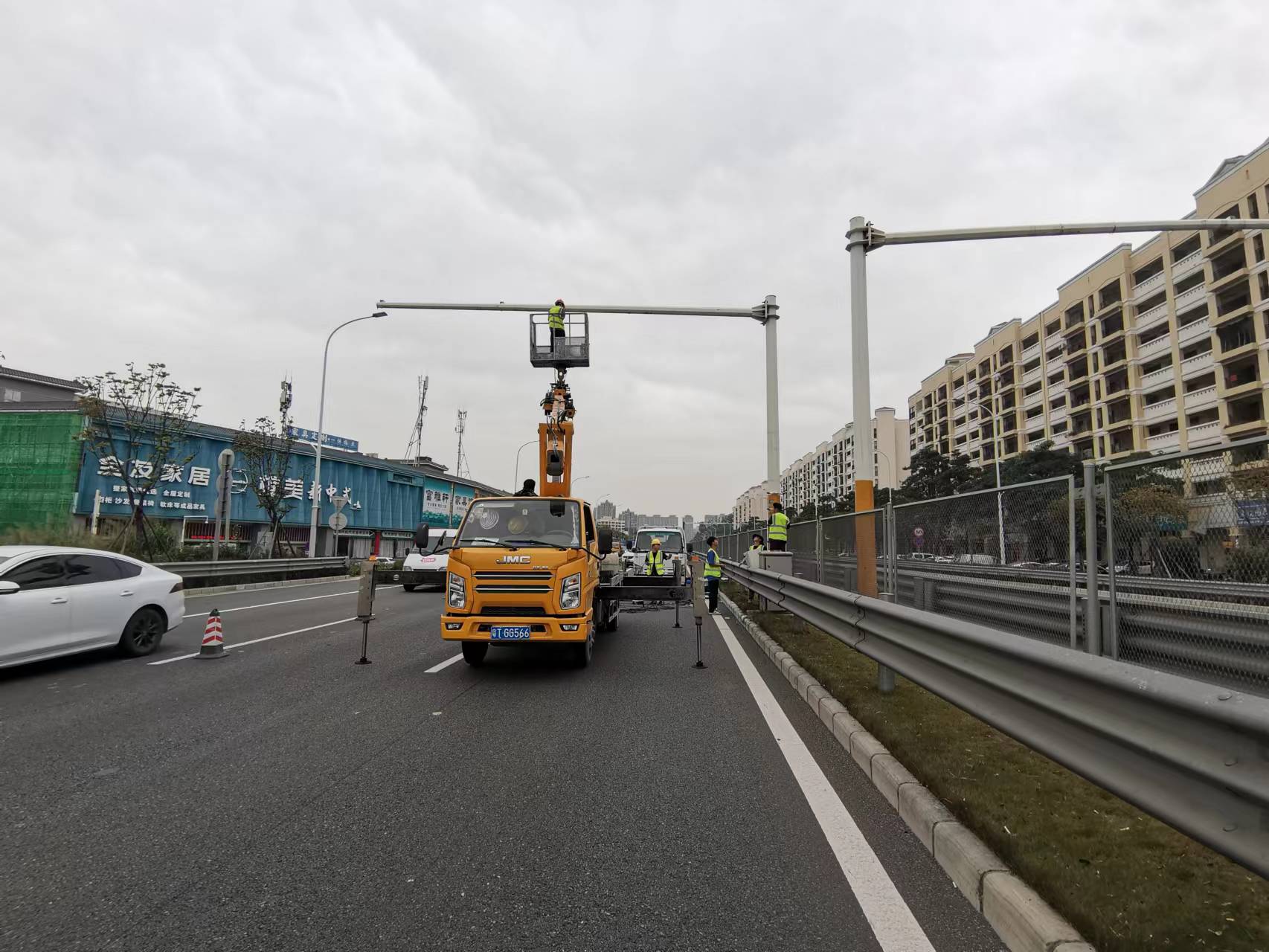 电子警察监控系统安装